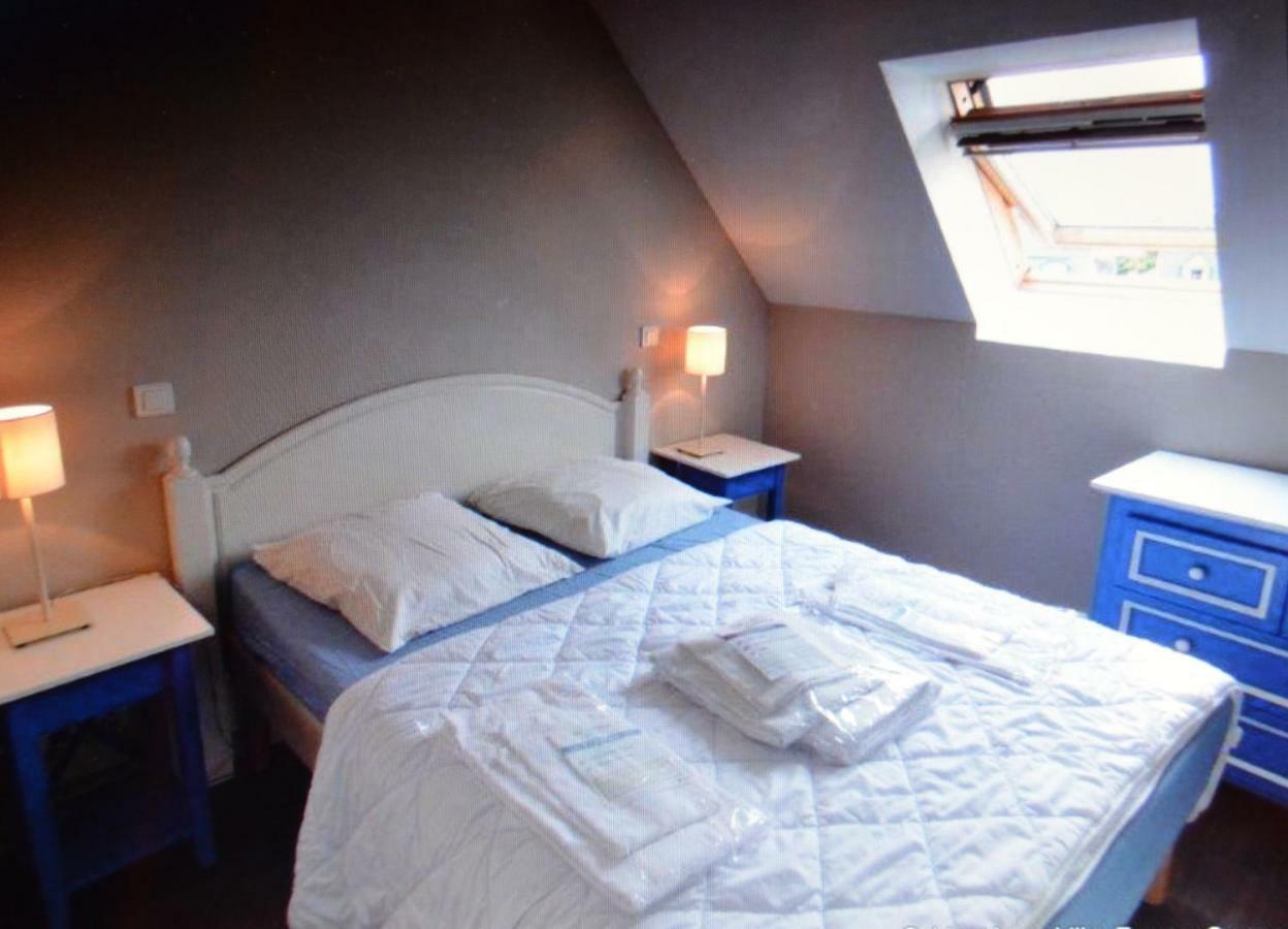 Vacances A L Ocean - T4 Grand Balcon Tout Confort - Wifi Et Parking Gratuits - Mer Plage Piscine A Environ 25 M - Centre Ville, Tous Commerces, Marche, Et Port A 10 Minutes A Pied En Longeant La Mer Guilvinec Extérieur photo