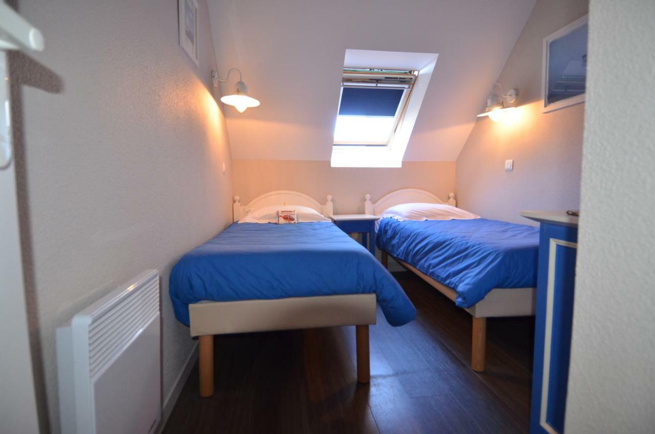Vacances A L Ocean - T4 Grand Balcon Tout Confort - Wifi Et Parking Gratuits - Mer Plage Piscine A Environ 25 M - Centre Ville, Tous Commerces, Marche, Et Port A 10 Minutes A Pied En Longeant La Mer Guilvinec Extérieur photo