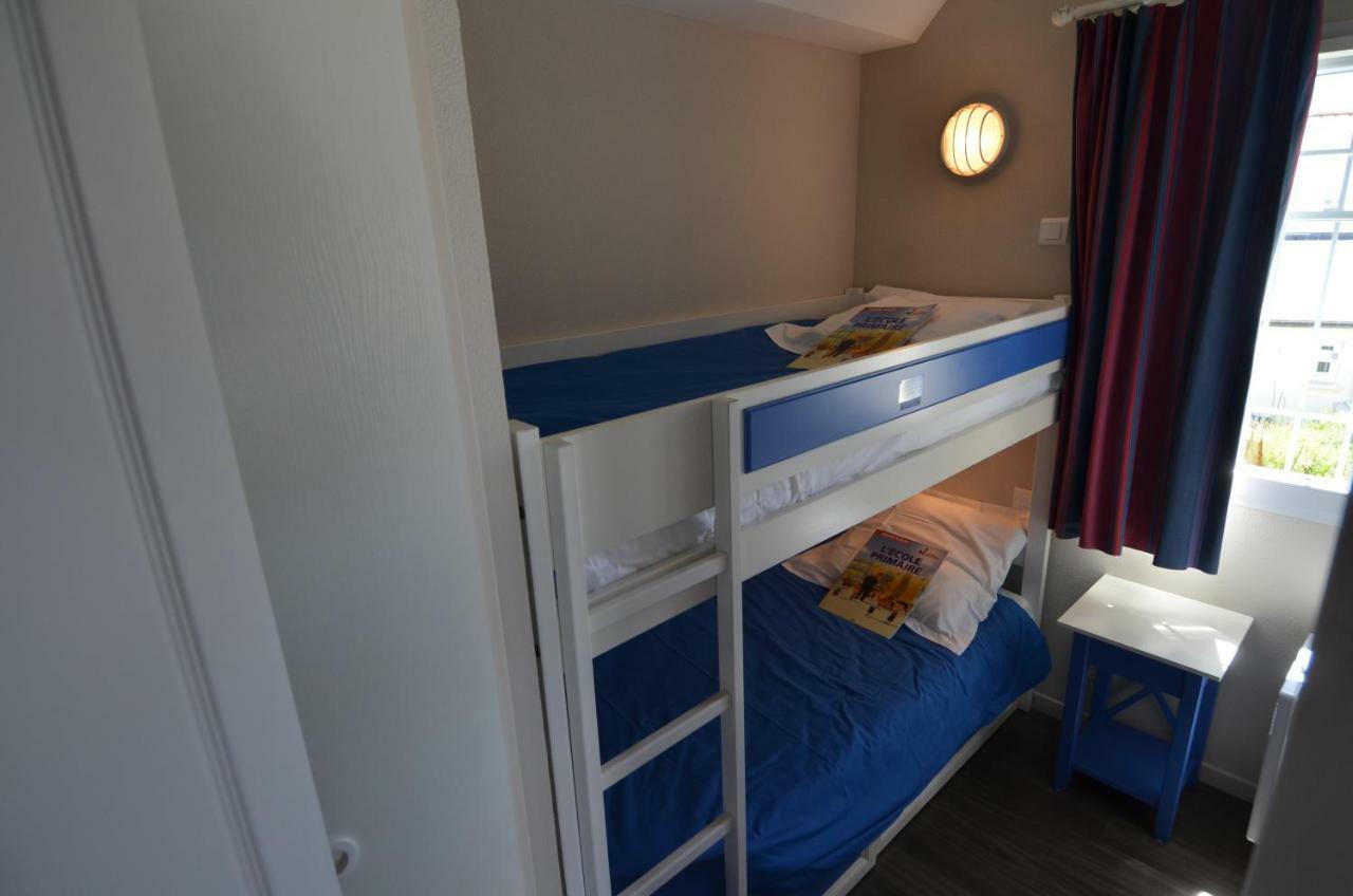 Vacances A L Ocean - T4 Grand Balcon Tout Confort - Wifi Et Parking Gratuits - Mer Plage Piscine A Environ 25 M - Centre Ville, Tous Commerces, Marche, Et Port A 10 Minutes A Pied En Longeant La Mer Guilvinec Extérieur photo