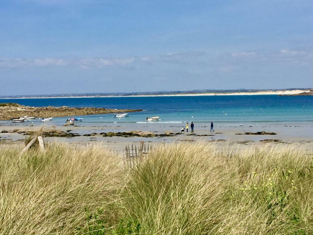 Vacances A L Ocean - T4 Grand Balcon Tout Confort - Wifi Et Parking Gratuits - Mer Plage Piscine A Environ 25 M - Centre Ville, Tous Commerces, Marche, Et Port A 10 Minutes A Pied En Longeant La Mer Guilvinec Extérieur photo