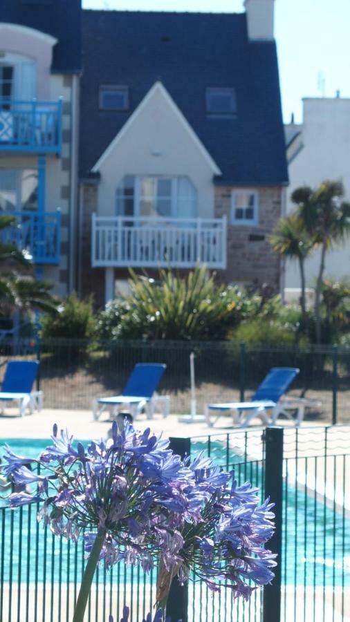Vacances A L Ocean - T4 Grand Balcon Tout Confort - Wifi Et Parking Gratuits - Mer Plage Piscine A Environ 25 M - Centre Ville, Tous Commerces, Marche, Et Port A 10 Minutes A Pied En Longeant La Mer Guilvinec Extérieur photo